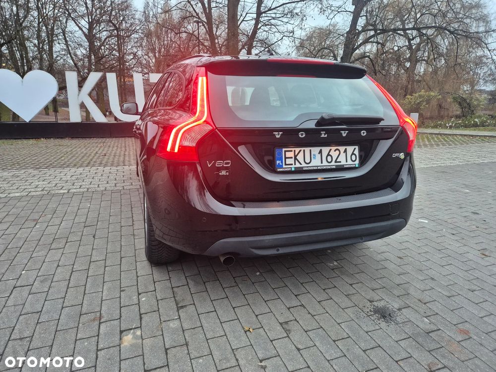 Volvo V60 DRIVe - 25