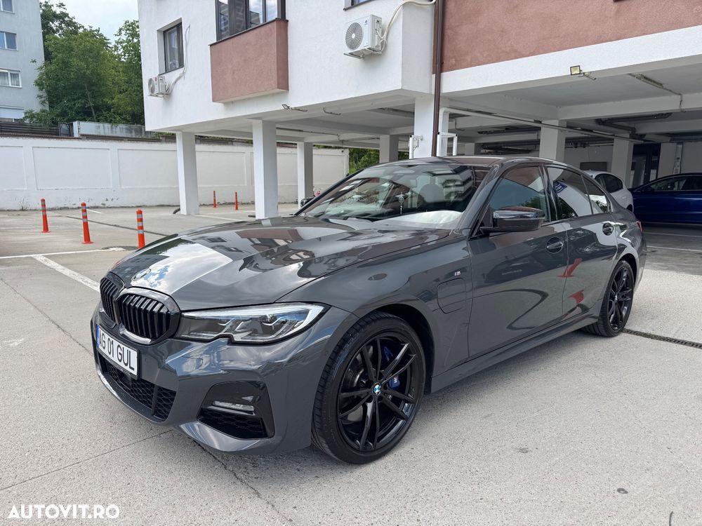 BMW Seria 3 330e xDrive Aut. M Sport - 1