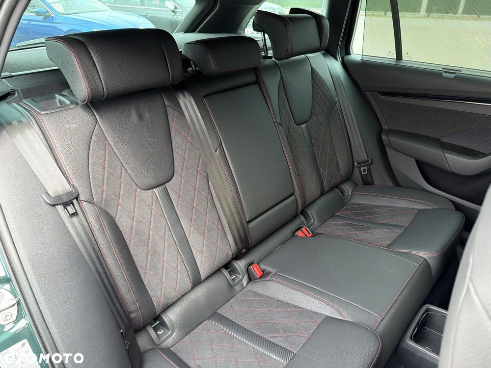 Skoda Octavia 2.0 TSI RS DSG - 21