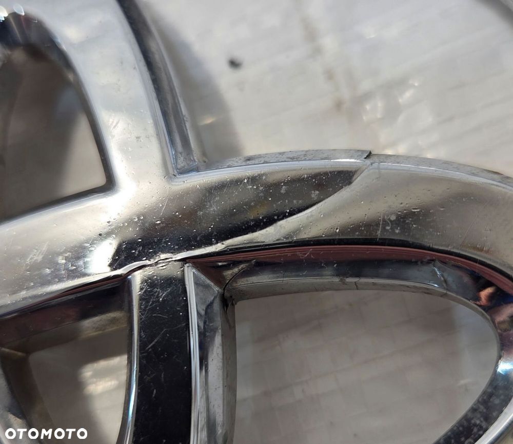 Toyota Auris II Prius III Emblemat znaczek atrapy przód 75310-33010 - 6