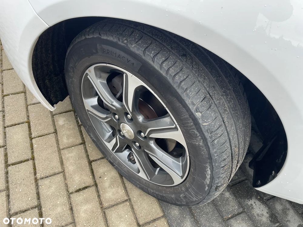 Hyundai ix20 1.4 blue Comfort - 20