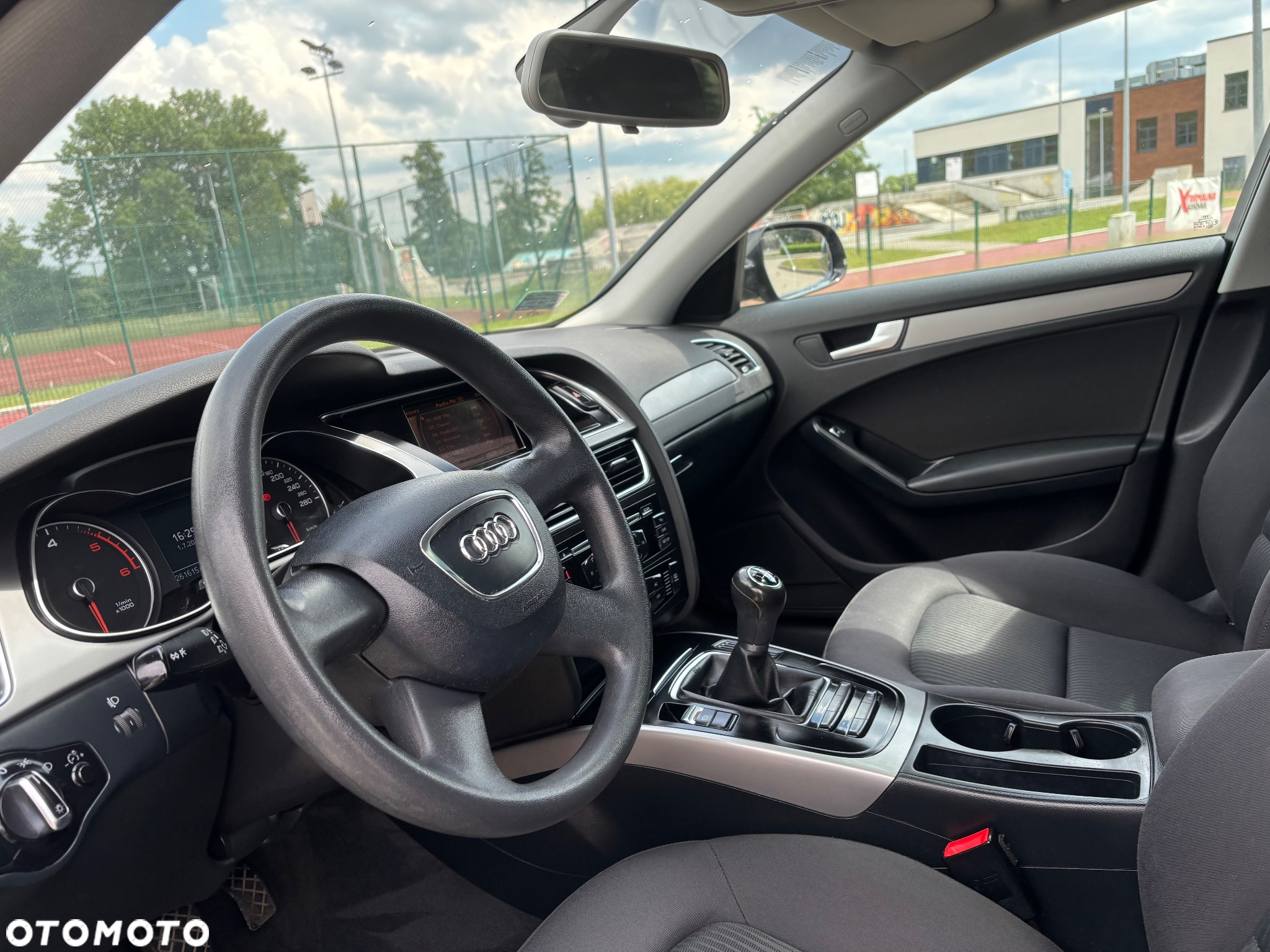 Audi A4 2.0 TDI DPF S line Sportpaket - 16
