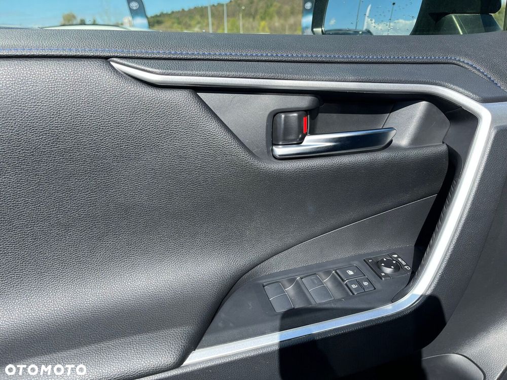 Toyota RAV4 2.5 Hybrid Selection 4x2 - 24