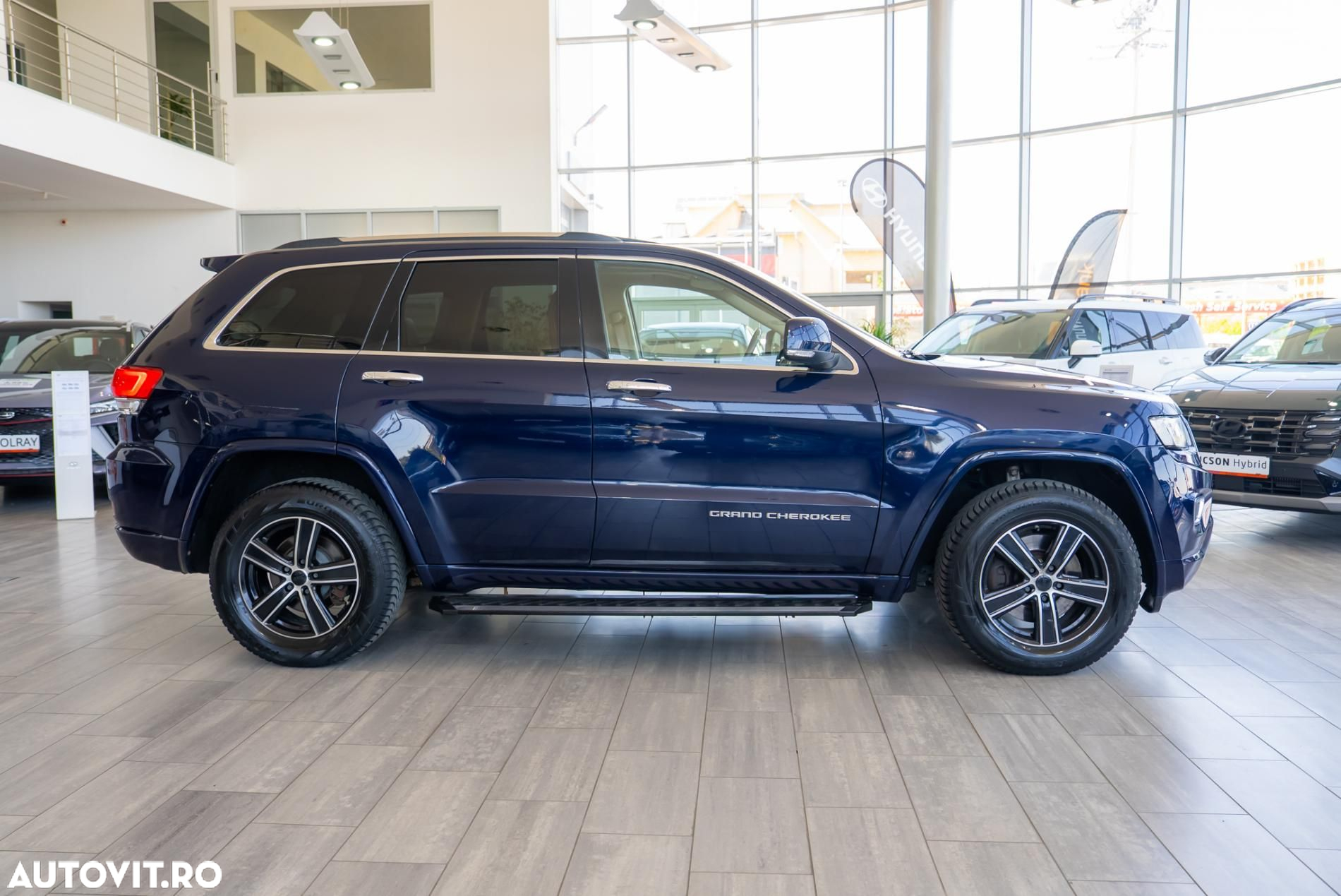 Jeep Grand Cherokee - 5