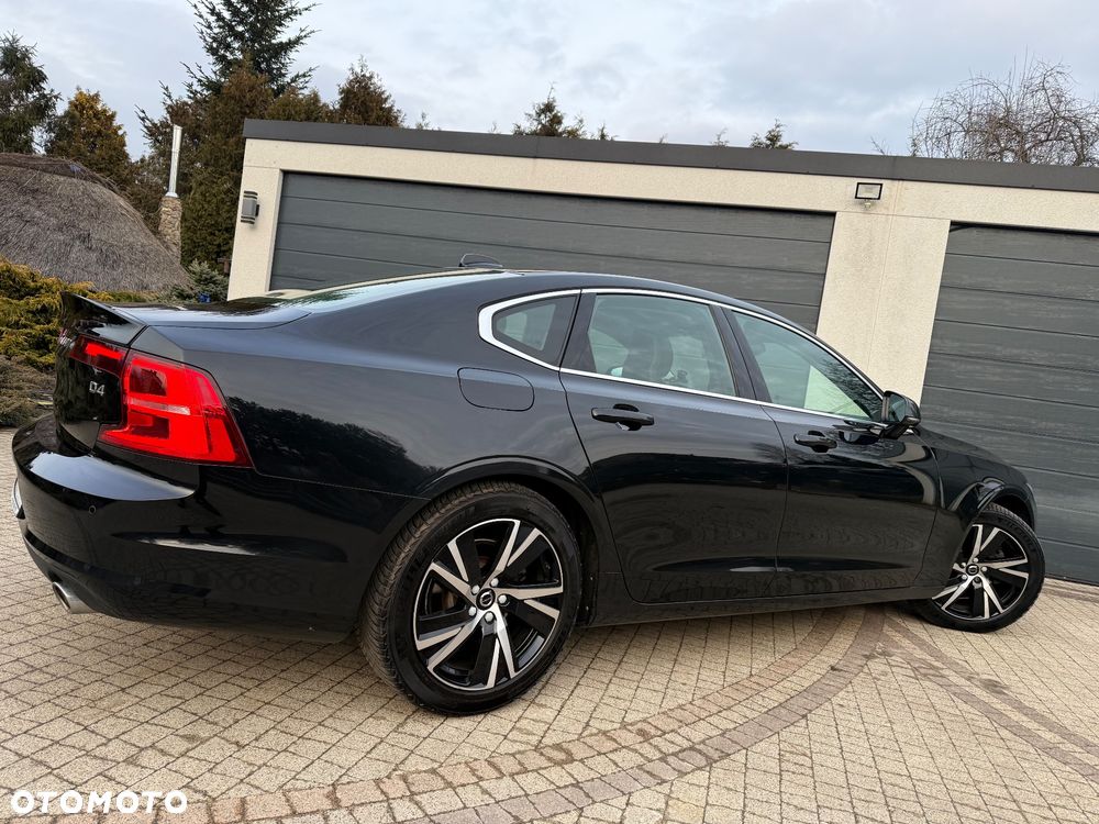 Volvo S90 - 11
