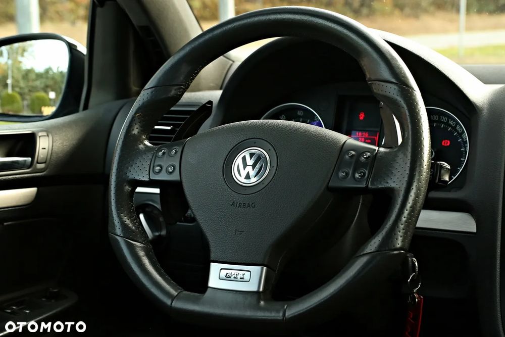 Volkswagen Golf 2.0 TSI GTI DSG - 26