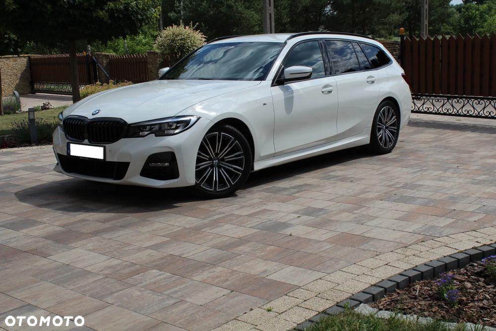 BMW Seria 3 320i M Sport - 1