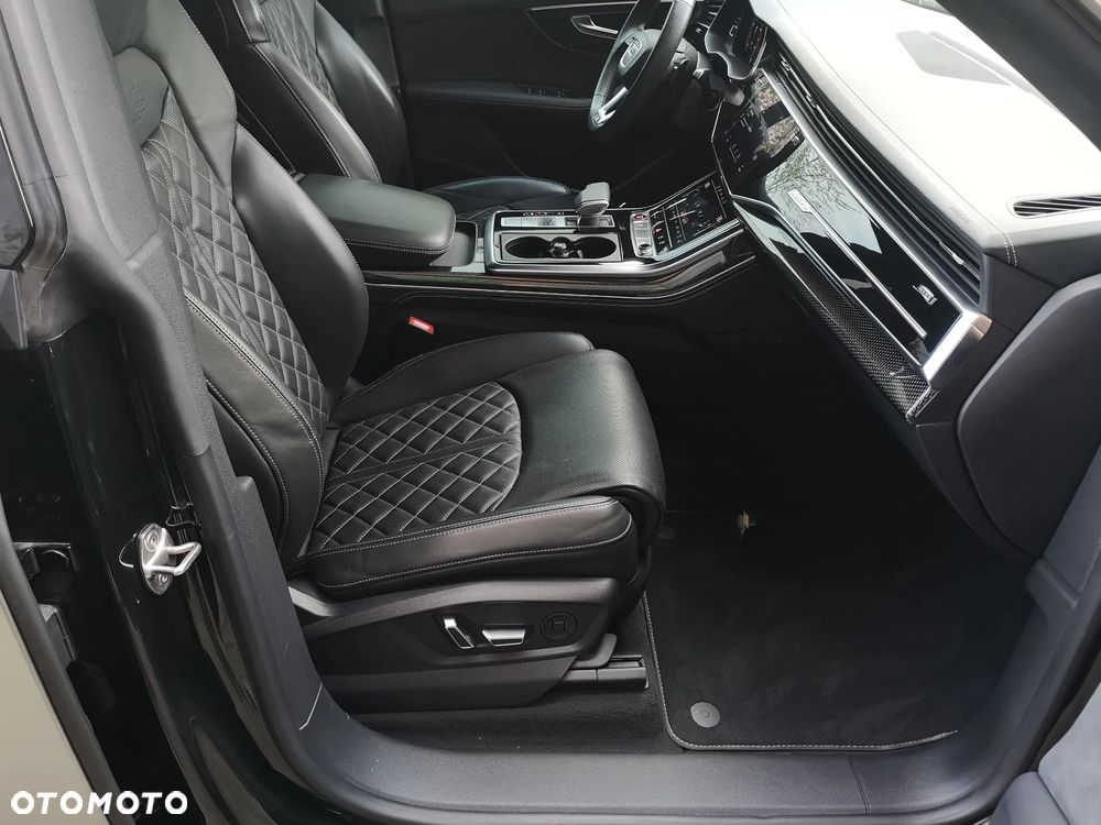 Audi SQ8 TFSI quattro tiptronic - 27