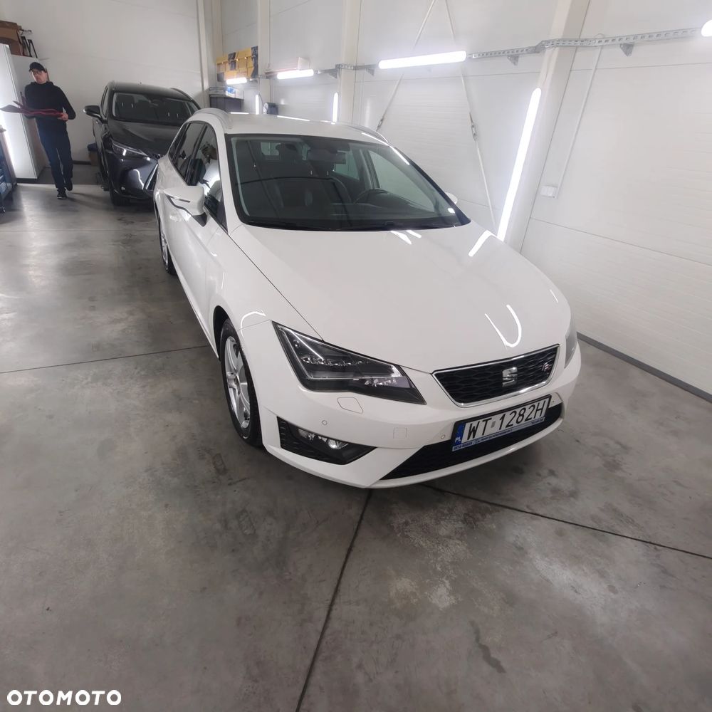 Seat Leon 2.0 TDI DPF Start&Stop DSG FR - 3
