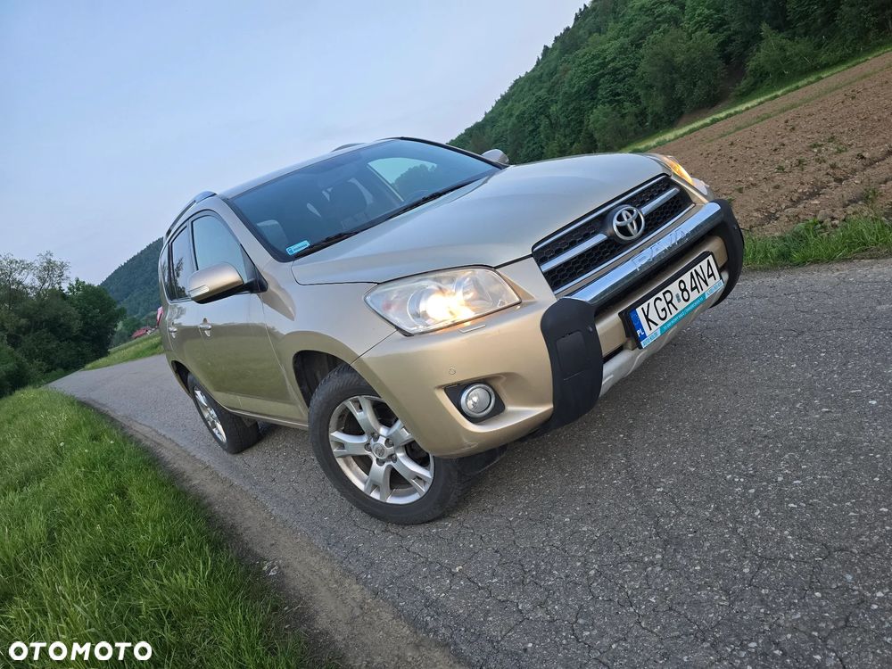 Toyota RAV4 2.0 VVT-i Prestige NAVI MS - 1