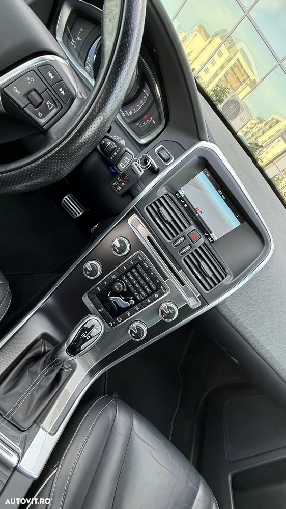 Volvo XC 60 - 21