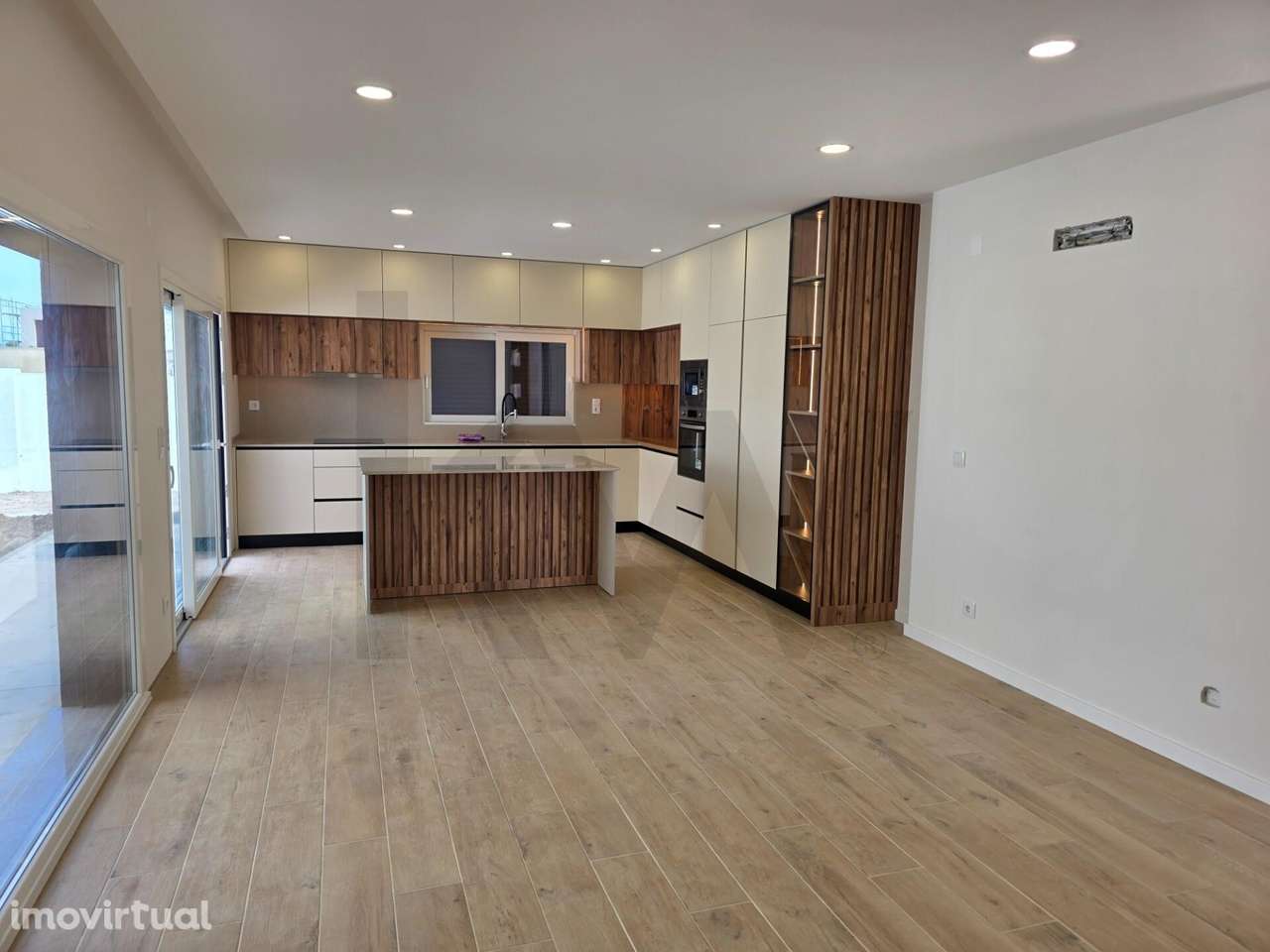 Moradia Térrea T4 Nova, pronta a estrear — Quinta do Anjo, Palmela - Grande imagem: 2/35