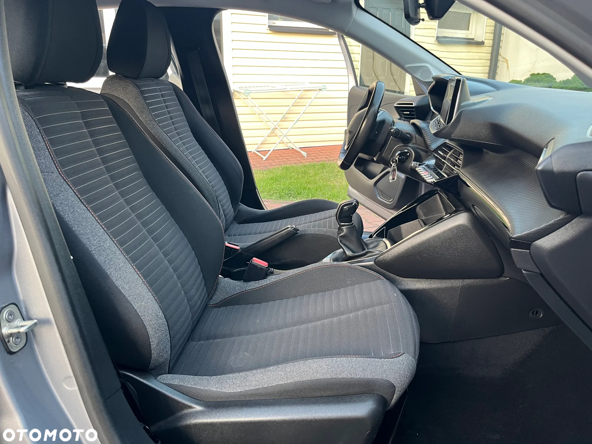 Peugeot 208 1.2 PureTech Active S&S - 23