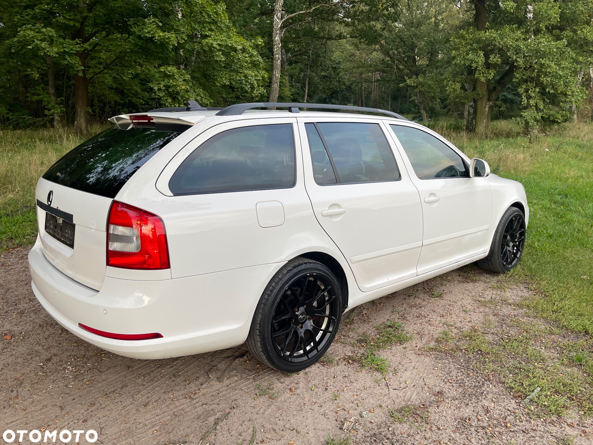 Skoda Octavia Combi 2.0 TDI DPF RS - 5
