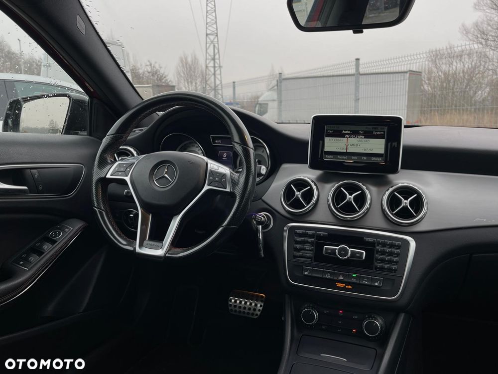 Mercedes-Benz GLA 200 7G-DCT AMG Line - 8