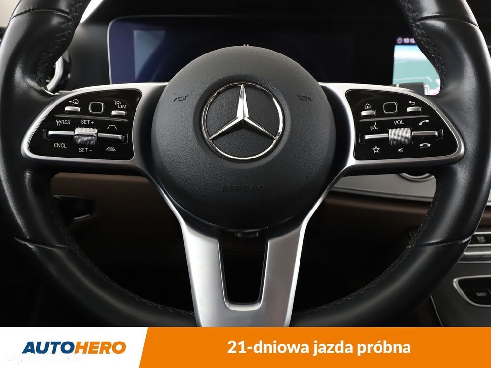 Mercedes-Benz Klasa E - 19