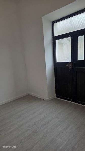 Arrendo apartamento T1 Lisboa Ajuda - Grande imagem: 2/12