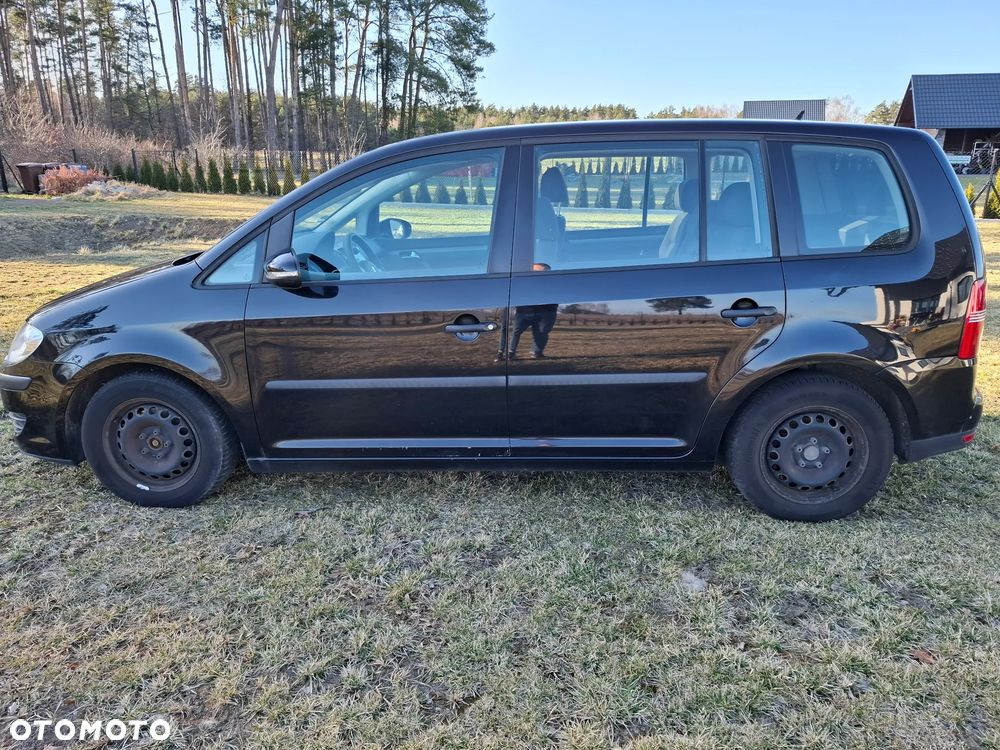 Volkswagen Touran 1.9 TDI DPF Blue Motion Trendline - 5