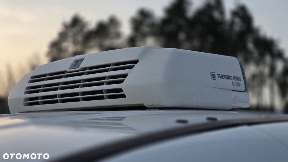 Fiat DOBLO MAXI LONG ❗❗SILNIK 1.6 / SKRZYNIA 6 BIEGÓW / CHŁODNIA-MROŹNIA +25 -25❗❗THERMO KING / ZABUDOWA LAMAR / DRZWI BOCZNE / GRZANIE / IZOTERMA / FULL OPCJA / KLIMATYZACJA / SALON POLSKA / JAK NOWY ❗❗ - 13