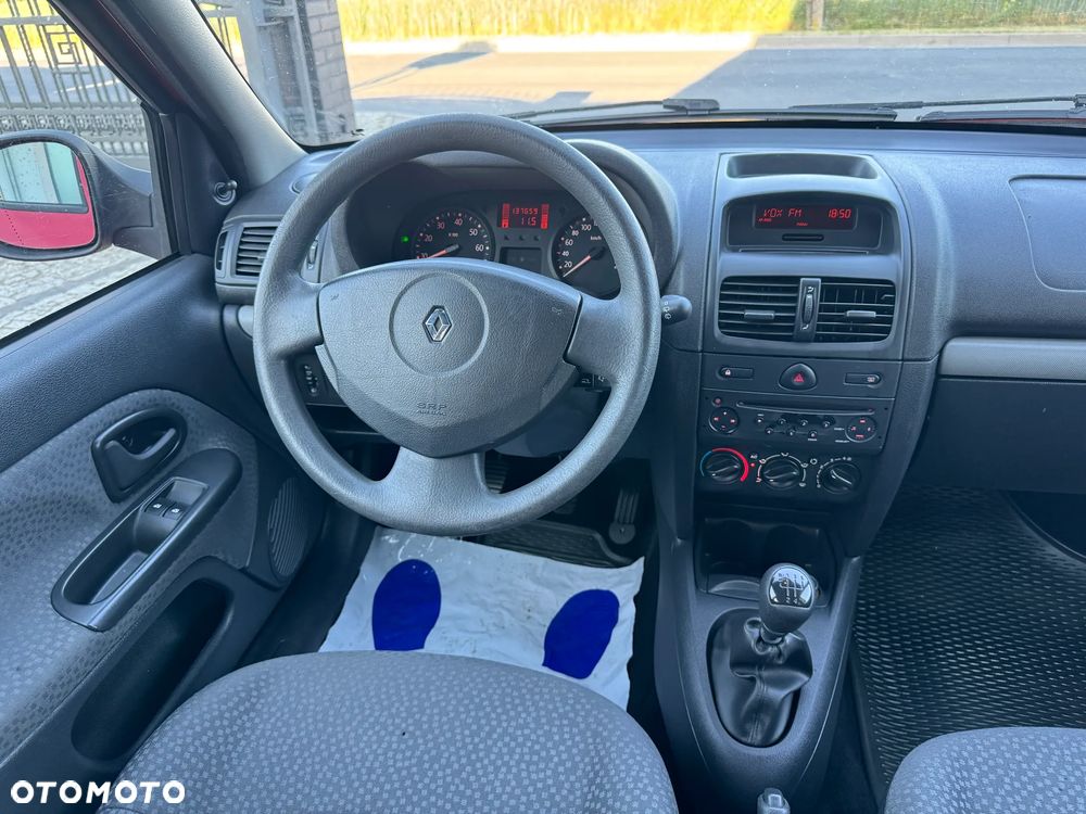 Renault Clio 1.2 Campus Authentique - 19