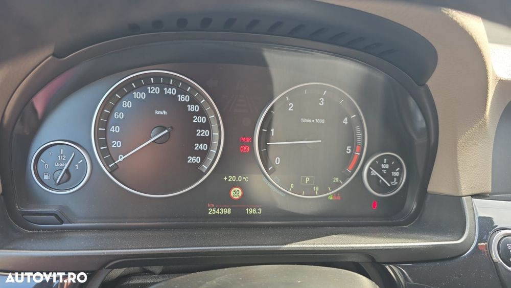 BMW Seria 5 530d xDrive Aut. - 12