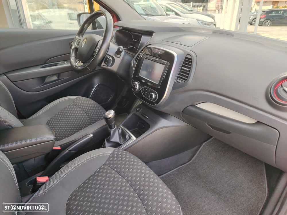 Renault Captur 1.5 dCi Exclusive - 16