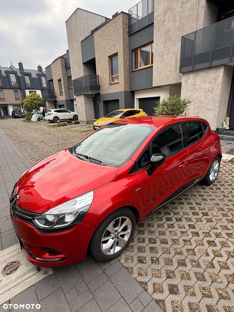 Renault Clio 2017 photo 2