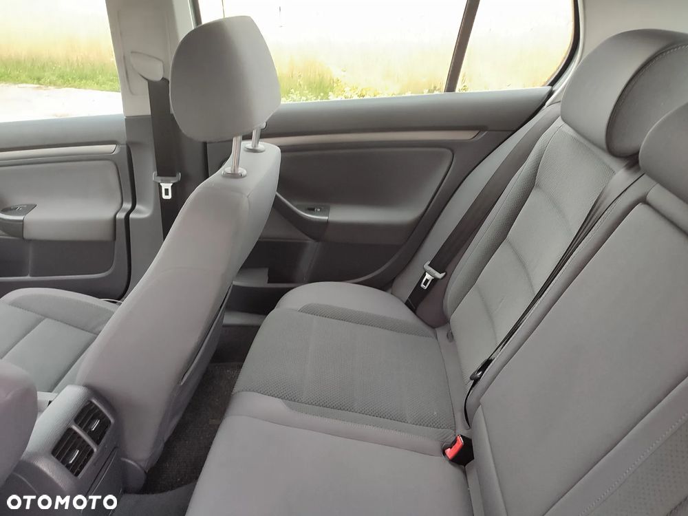 Volkswagen Golf 1.9 TDI Tour - 5