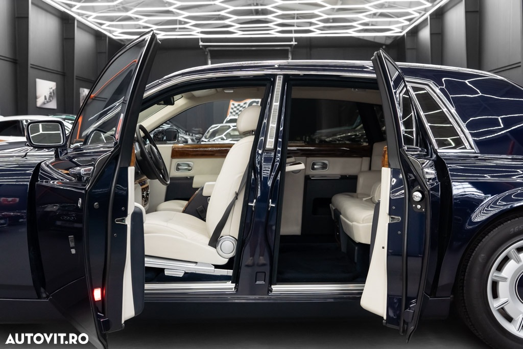 Rolls-Royce Phantom Standard - 27
