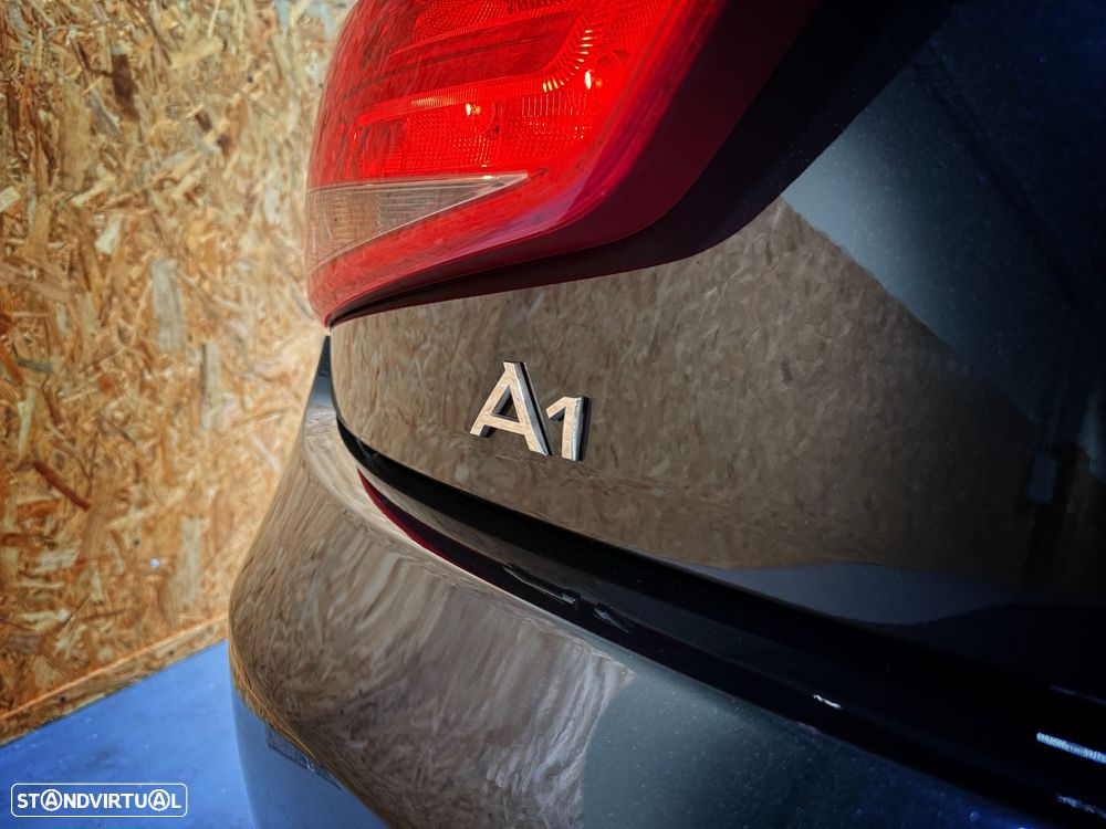 Audi A1 1.2 TFSI Attraction - 28