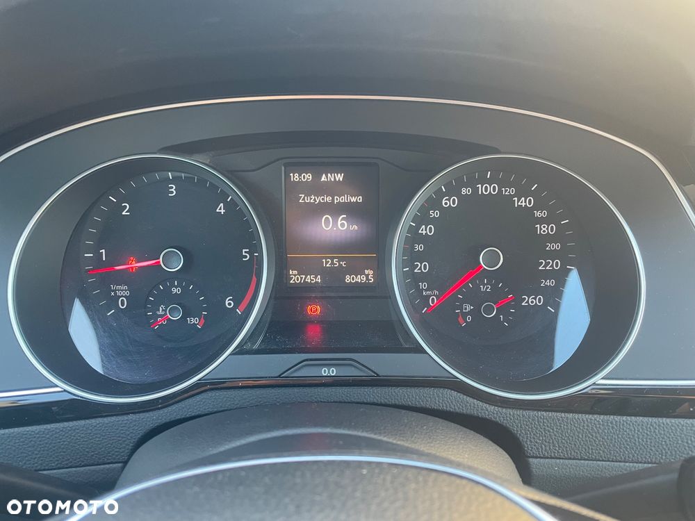 Volkswagen Passat 2.0 TDI BMT Comfortline - 10