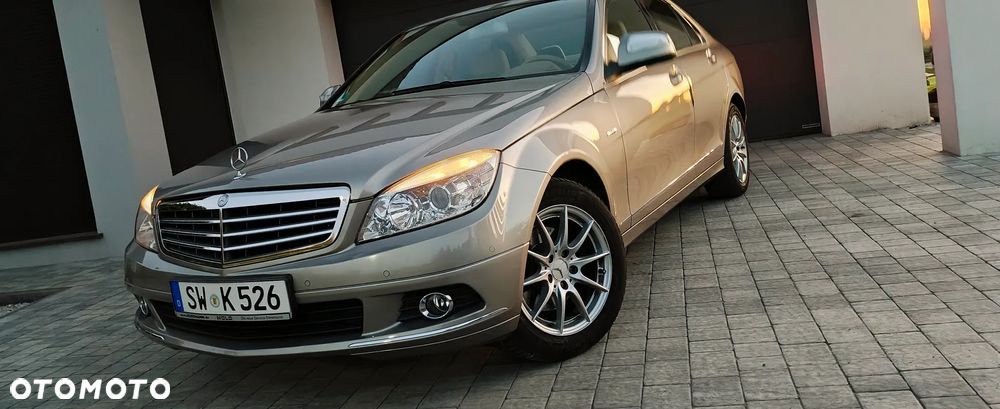 Mercedes-Benz Klasa C - 16