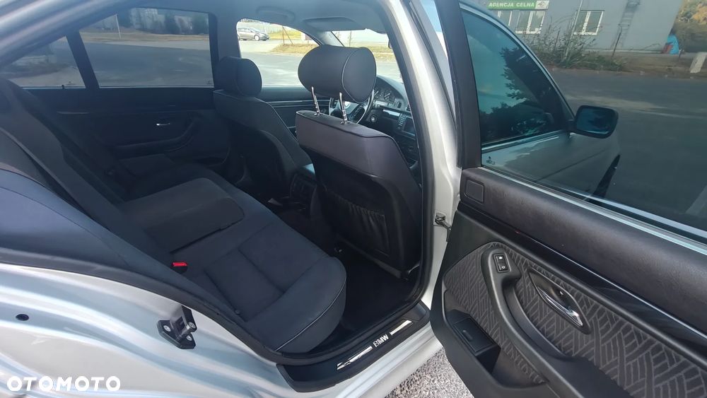 BMW Seria 5 - 19