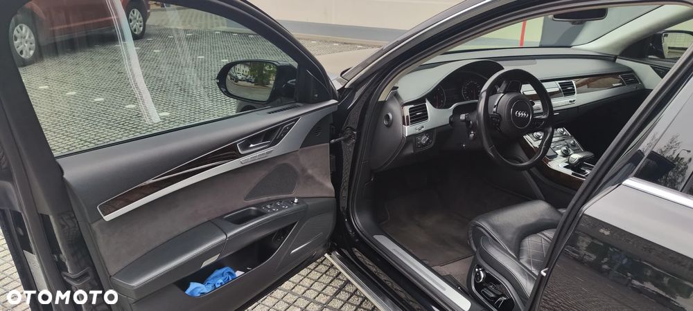 Audi A8 4.2 FSI Quattro - 7
