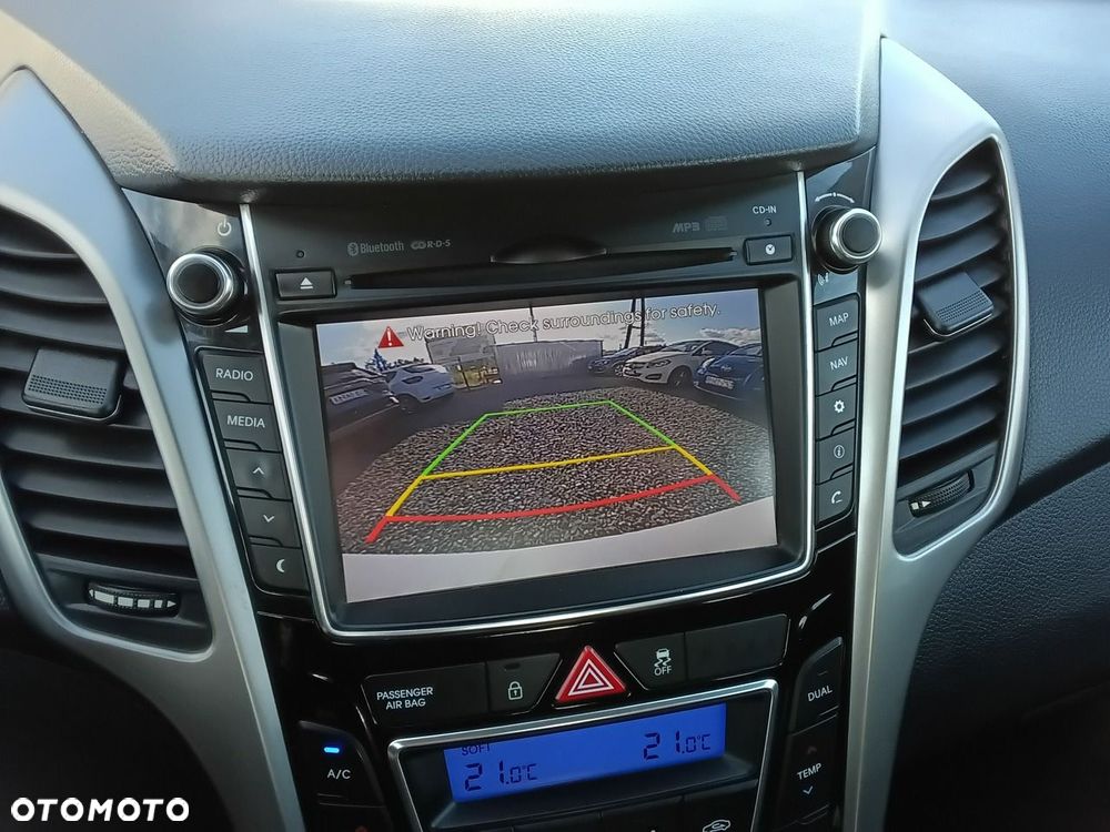 Hyundai i30 - 21