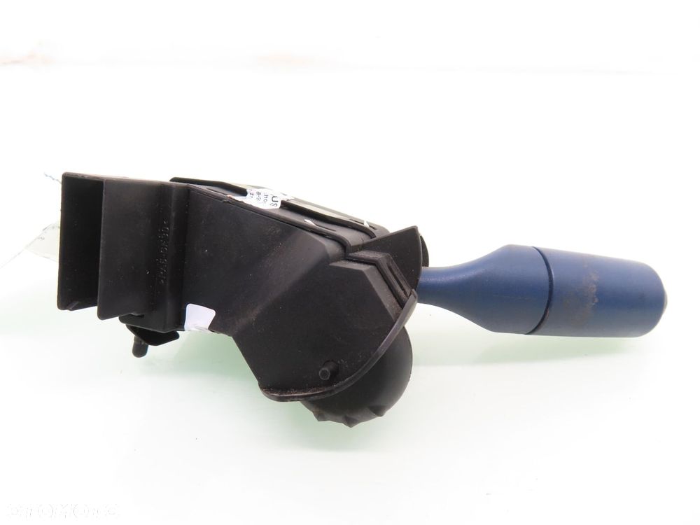 PRZEŁĄCZNIK KIERUNKOWSKAZÓW SMART FORTWO 993794001 0001185V00 - 3
