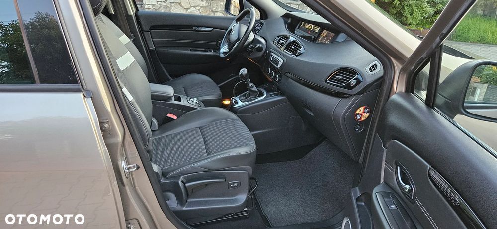Renault Scenic 1.6 16V 110 LIMITED - 15