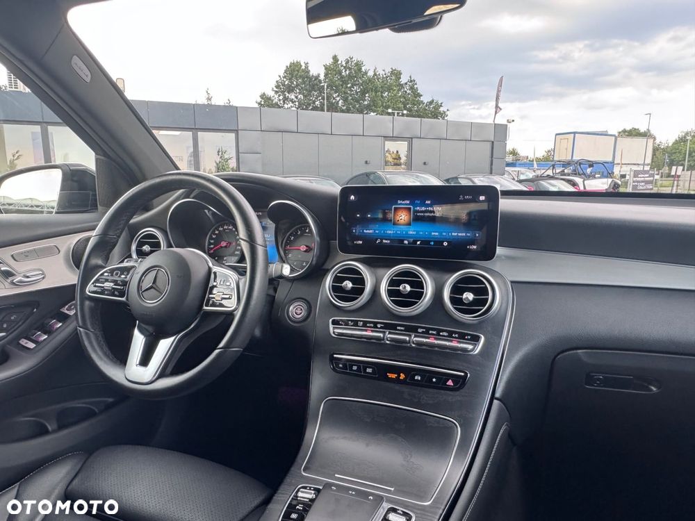 Mercedes-Benz GLC - 15