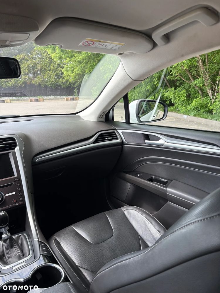Ford Mondeo 2.0 TDCi Allrad Titanium - 13