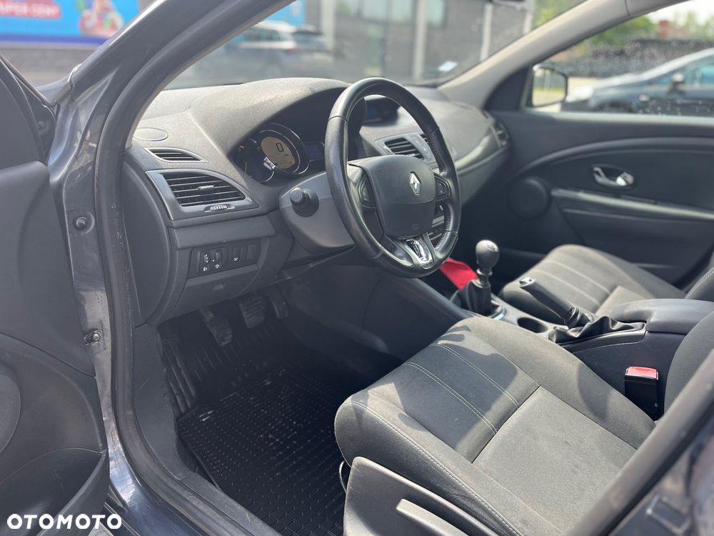 Renault Megane 1.5 dCi Energy Life EU6 - 12