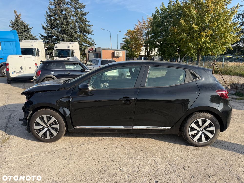 Renault Clio - 12