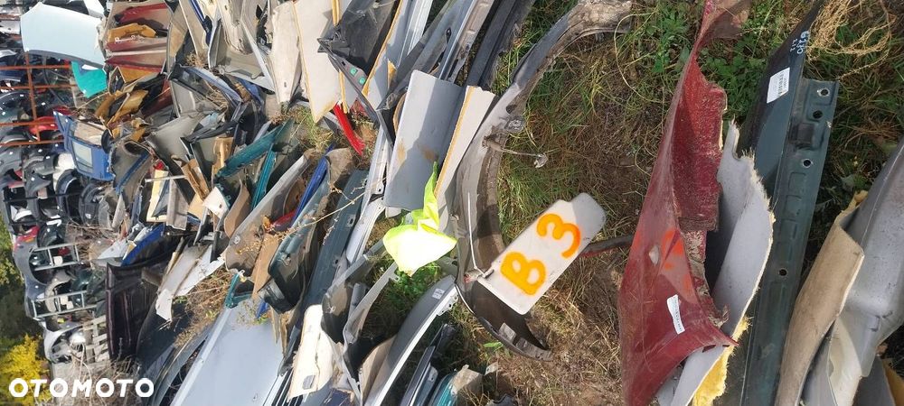 KOMPLETNY PRZÓD MASKA ZDERZAK BŁOTNIKI LAMPY CHRYSLER VOYAGER III QAW - 16