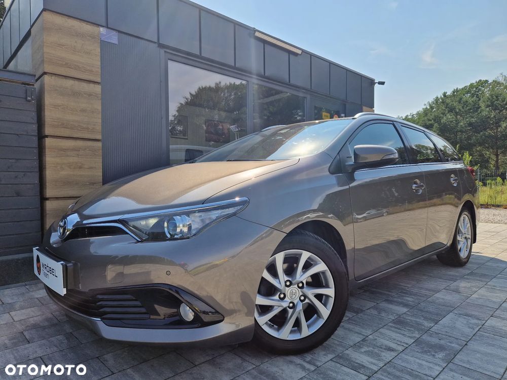 Toyota Auris 1.6 Freestyle - 1