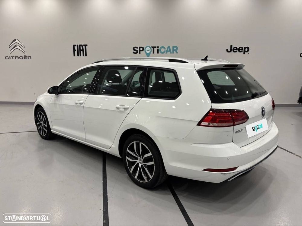 VW Golf 1.6 TDI Confortline - 5