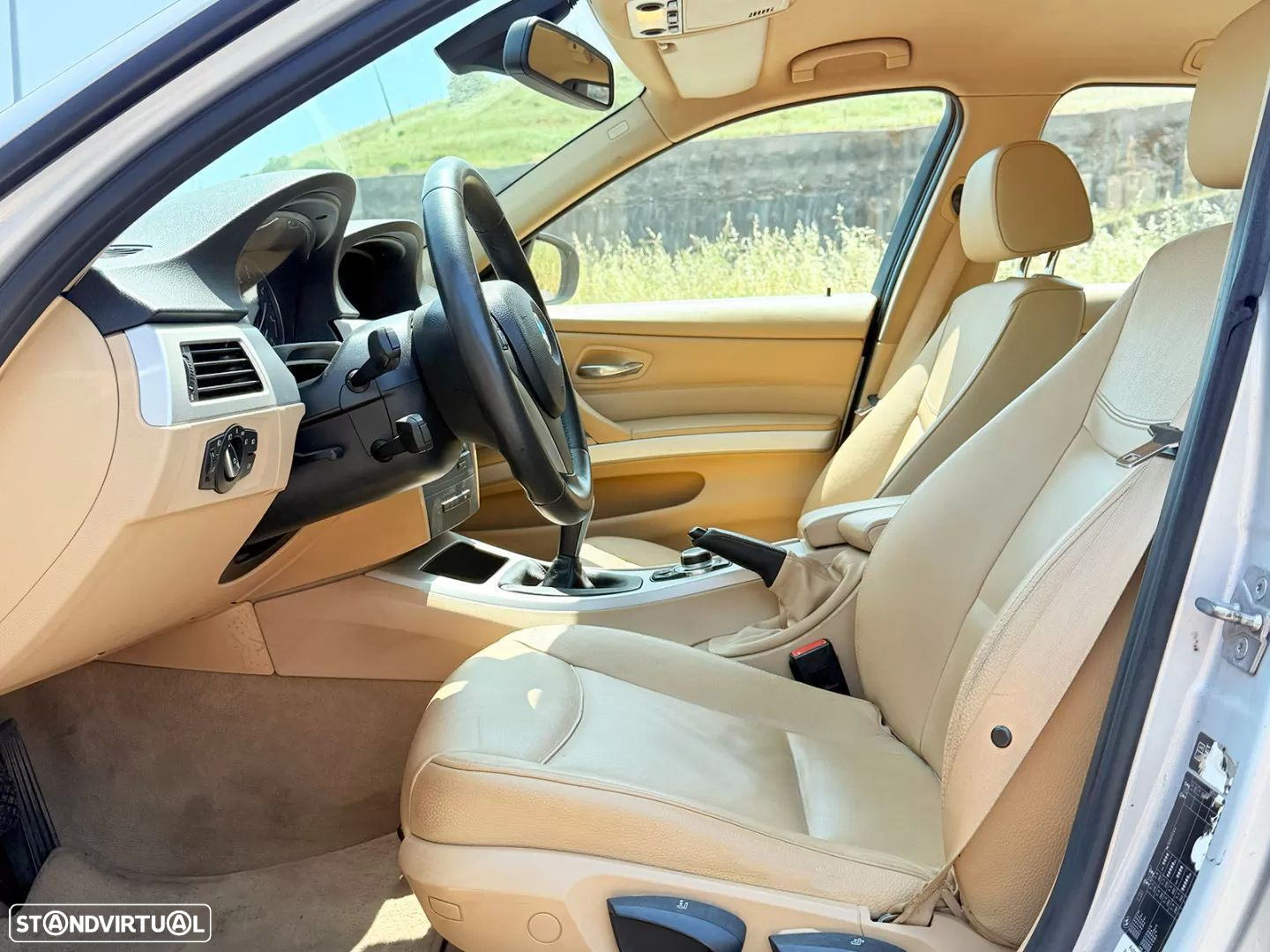 BMW 320 d Touring Navigation - 6