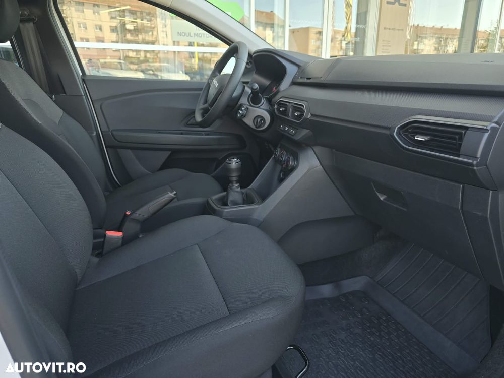 Dacia Logan TCe 90 MT5 Essential - 15