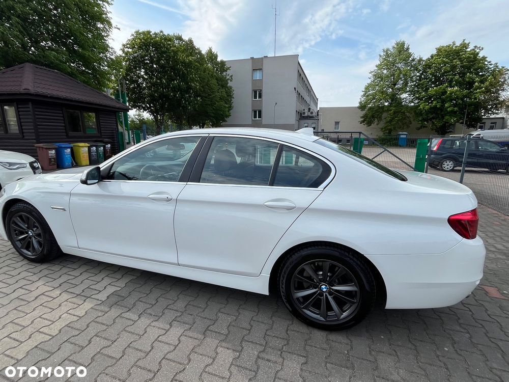 BMW Seria 5 520d - 8