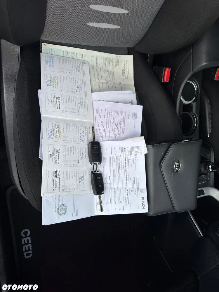 Kia Ceed - 18