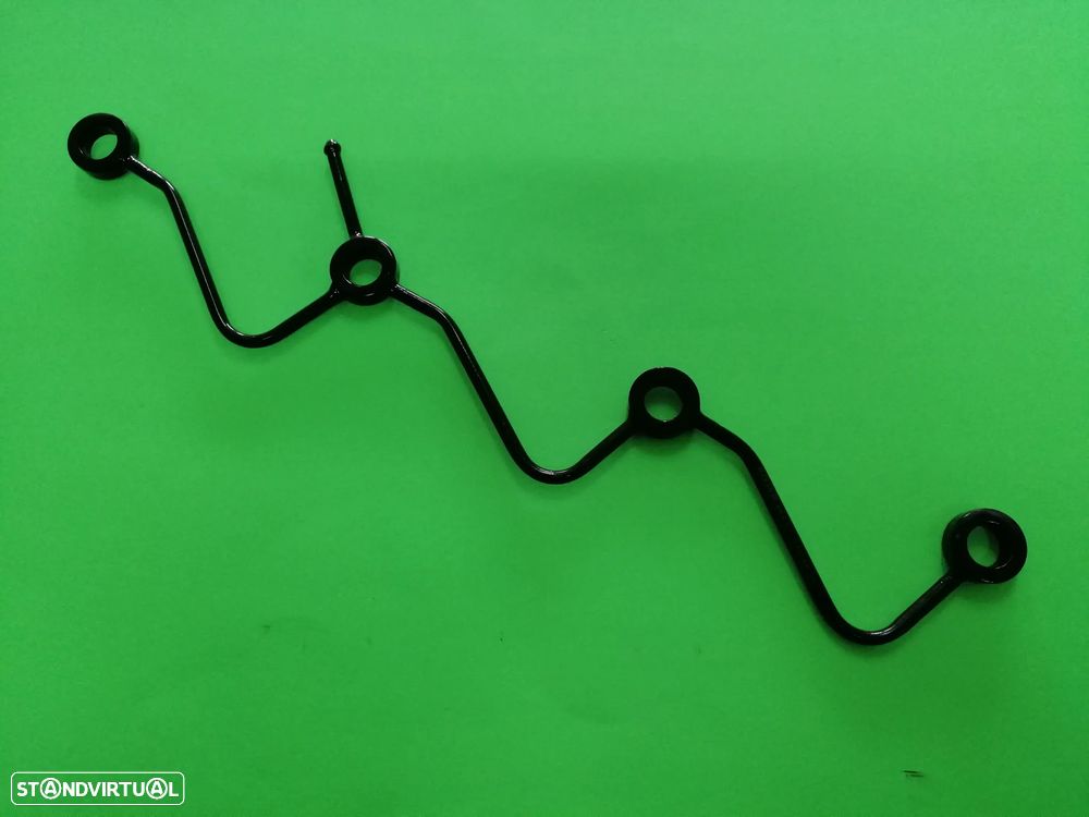 Tubo do retorno dos injetores da Nissan Pickup D21 D22 Terrano  TD25 TD27 - 2