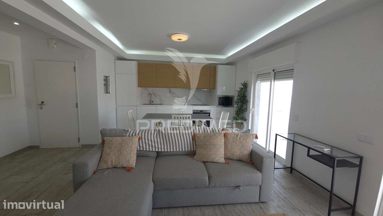 Apartamento T2 Remodelado em Quarteira, otima localização - Grande imagem: 5/28